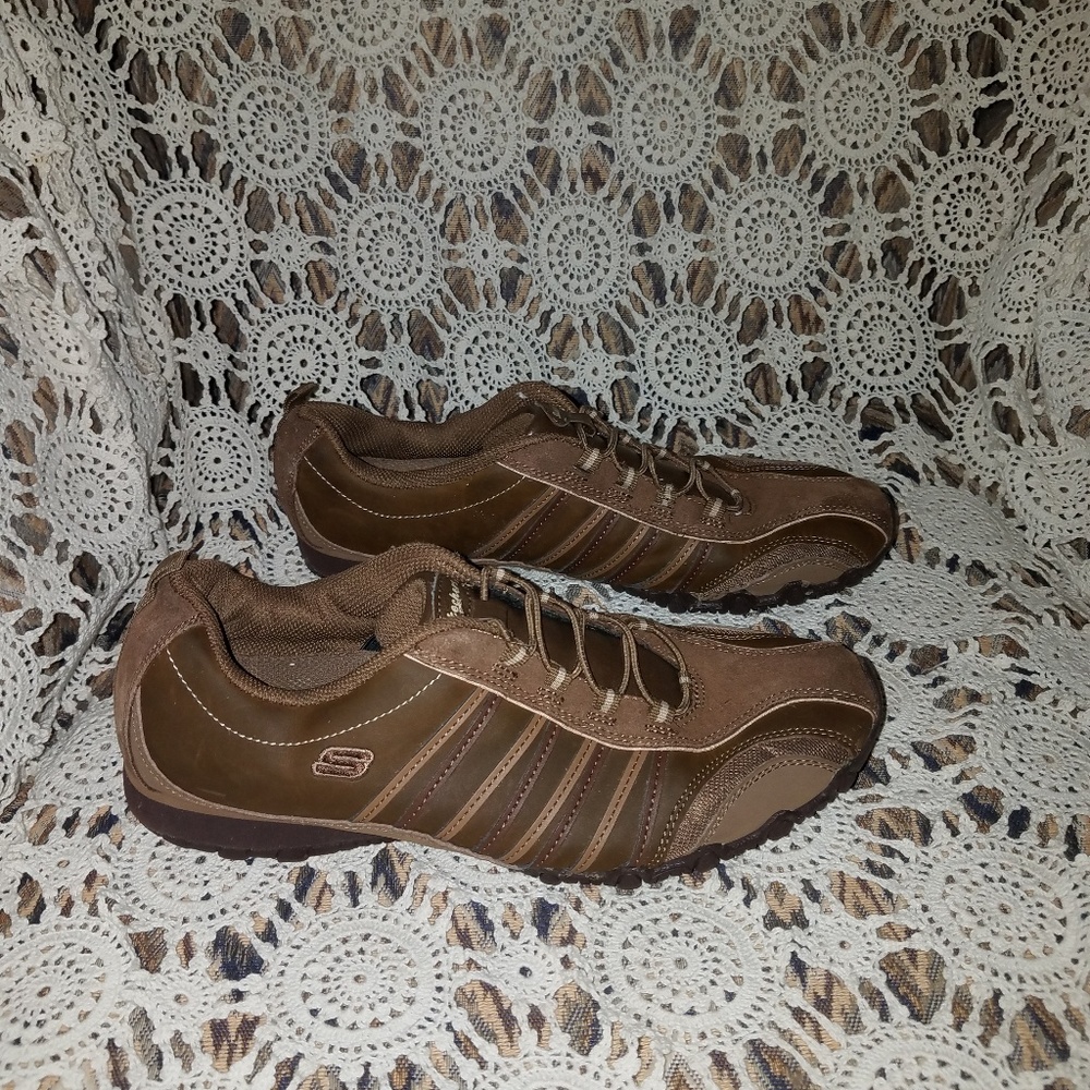 Skecher shoes size 9.5